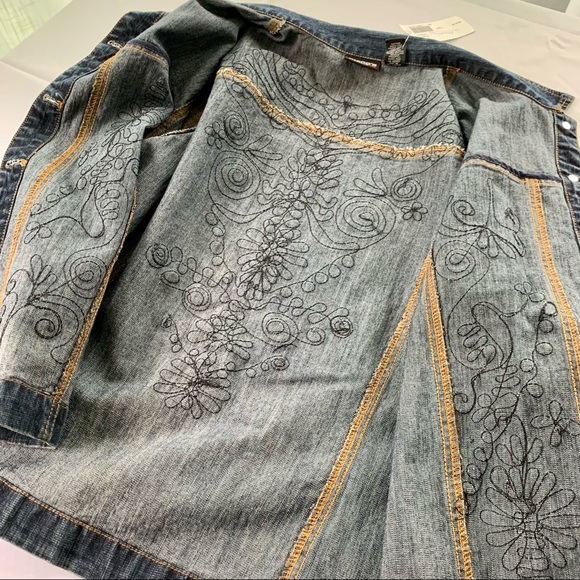 Passementerie front and back. Chico’s size 2 (large) denim jacket, black details - Picture 11 of 15